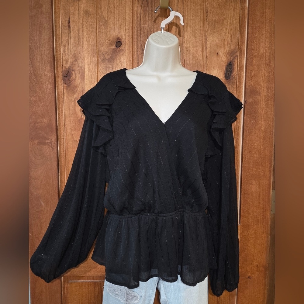 Simply Vera Vera‎ Wang Black Ruffled Blouse